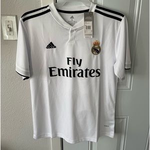 Garett Bale Real Madrid home jersey